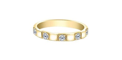 Yellow Gold Canadian Diamond Ring.