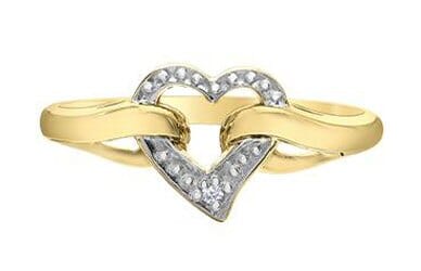 Yellow Gold Diamond Ring.